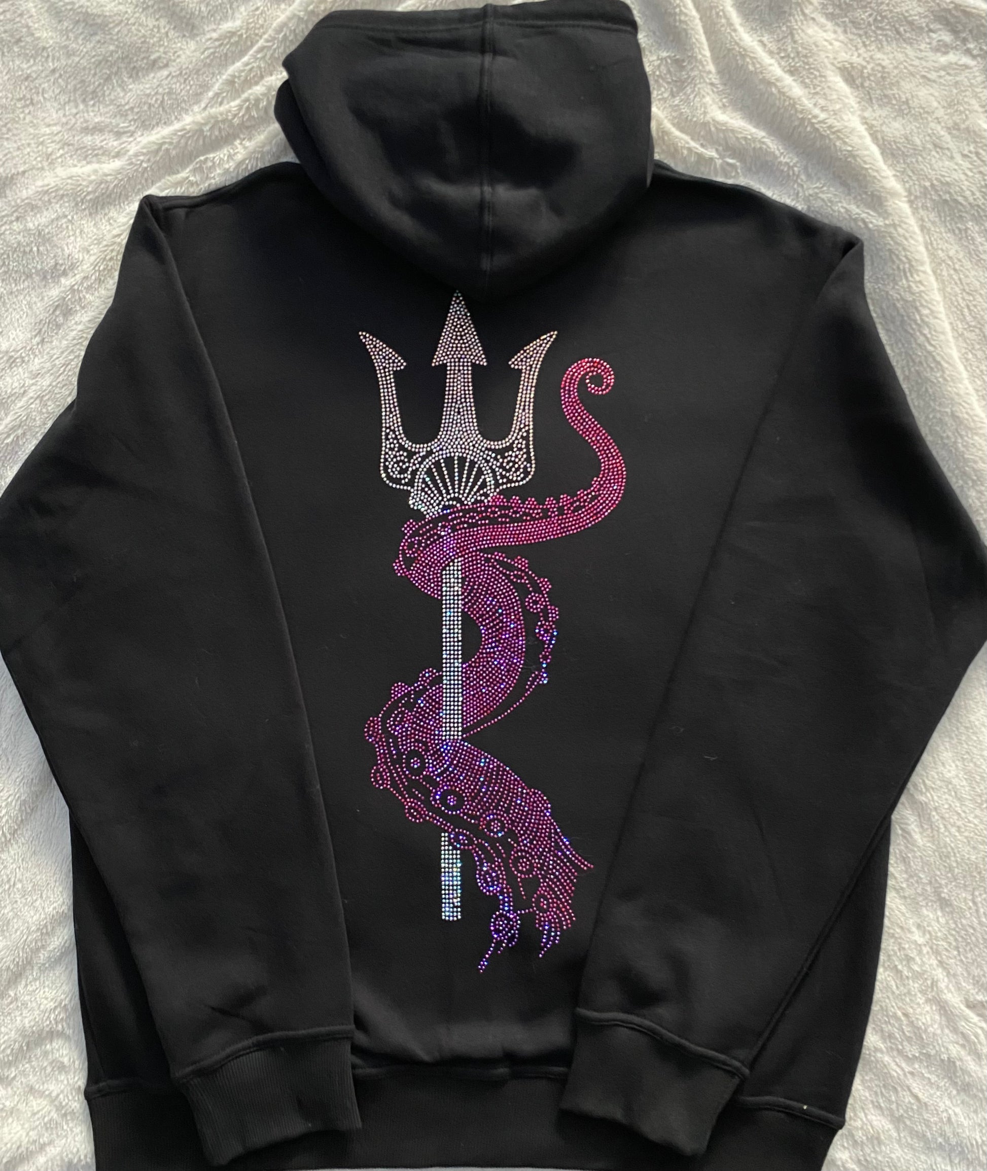 TRIDENT RHINESTONE ZIP UP HOODIE BLACK